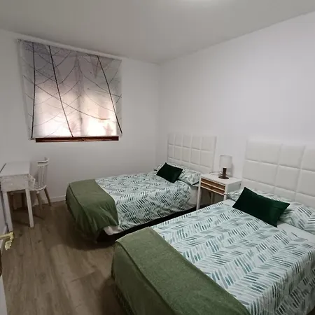 Apartamento Estel La Seu d'Urgell Exterior photo